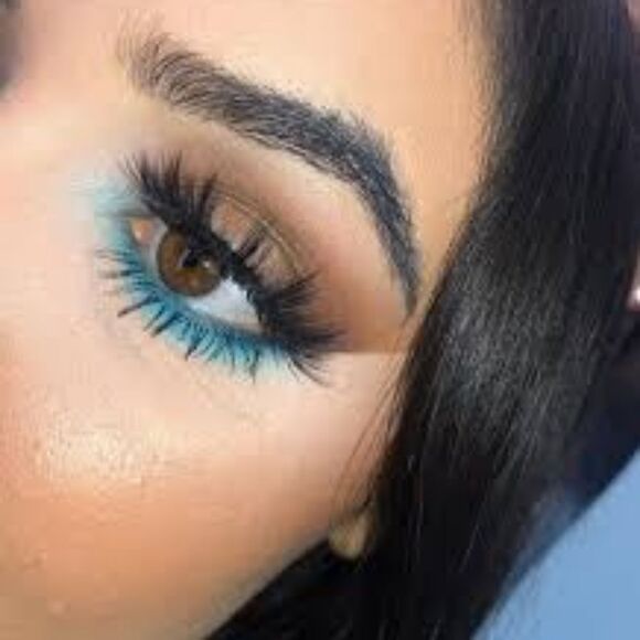 Too Faced Waterproof Killer Turquoise Gel Eye Liner - Picture 8 of 15